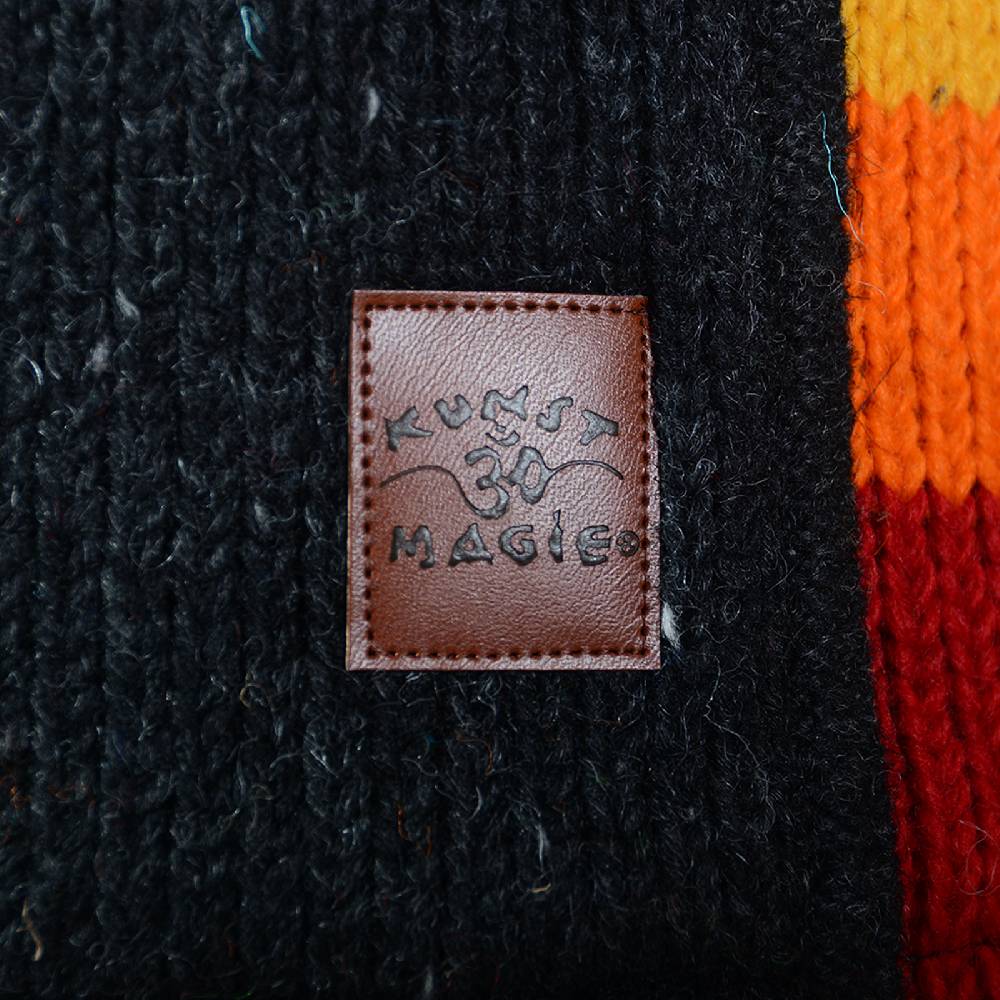 Kunst Und Magie Damen Goa Winter Strickjacke Wolle Fleecefutter abnehmbarer Zipfelkapuze Schwarz/Regenbogen JETZT KAUFEN