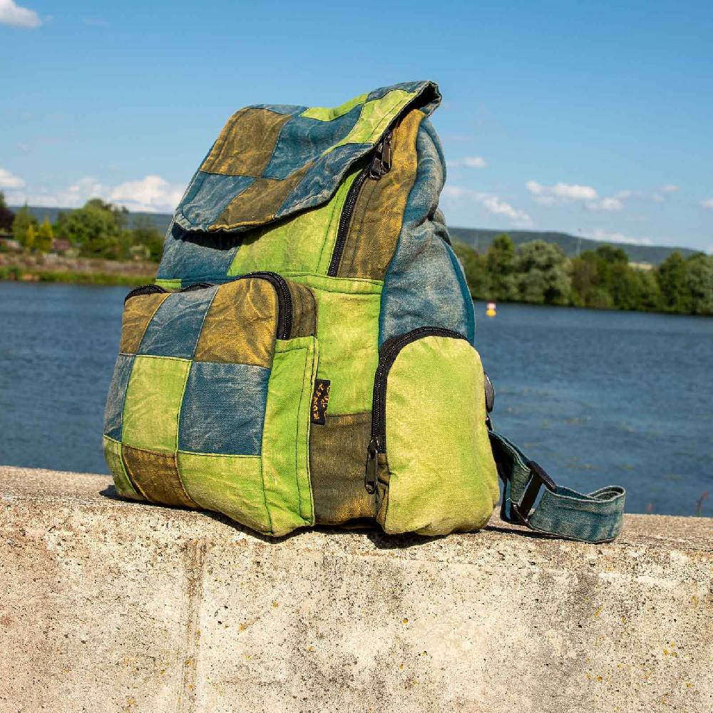Kunst Und Magie Kunst und Magie Bunter Hippie Rucksack "No Waist" Stonewashed Nepal Fair Exklusivangebot