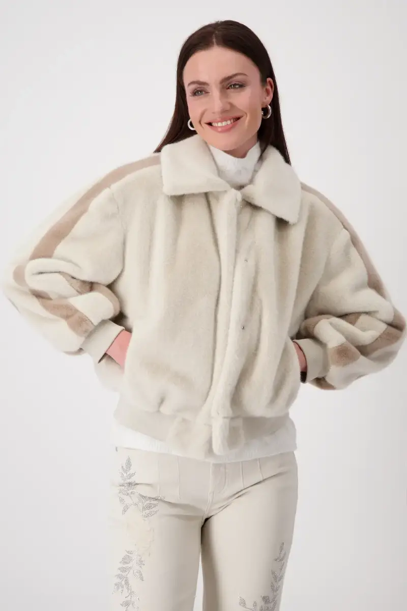 Monari Flauschige Jacke 50% Rabatt mit kostenlosem Versand