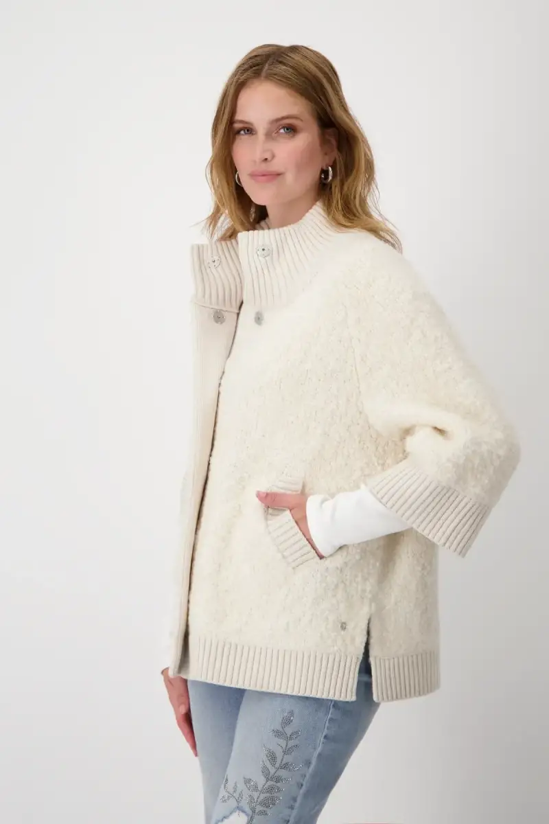 Monari Boucle Cape Rabatt