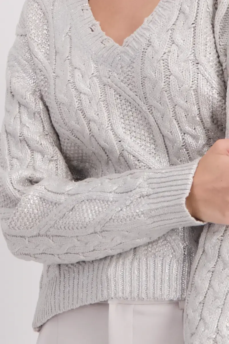 Monari Glänzender Pullover mit Zopfmuster Nur für heute