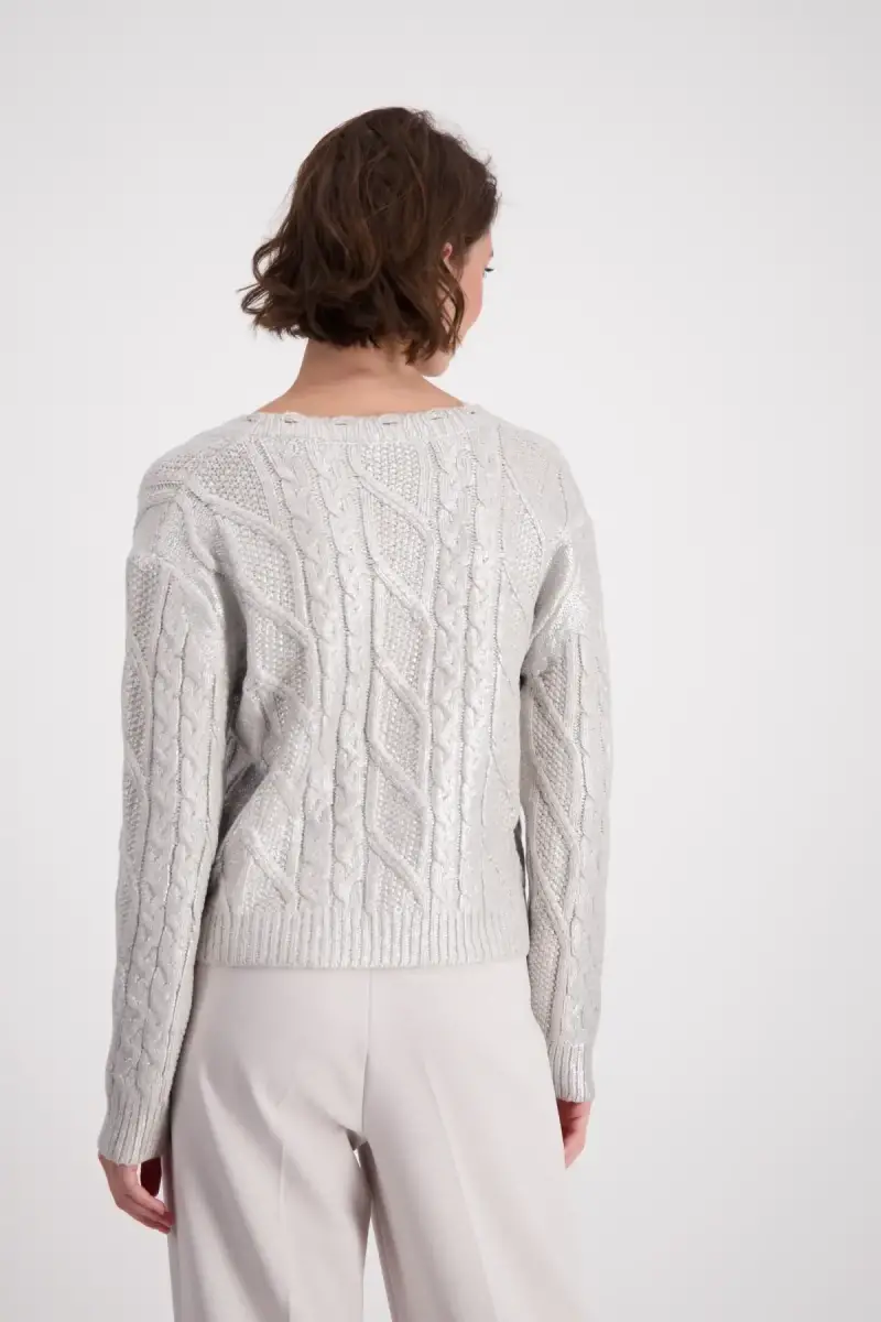 Monari Glänzender Pullover mit Zopfmuster Nur für heute