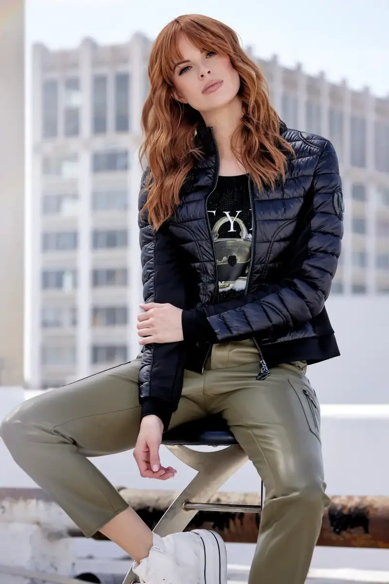 Monari Shirt mit Taschen Print Bis zu 55% Rabatt