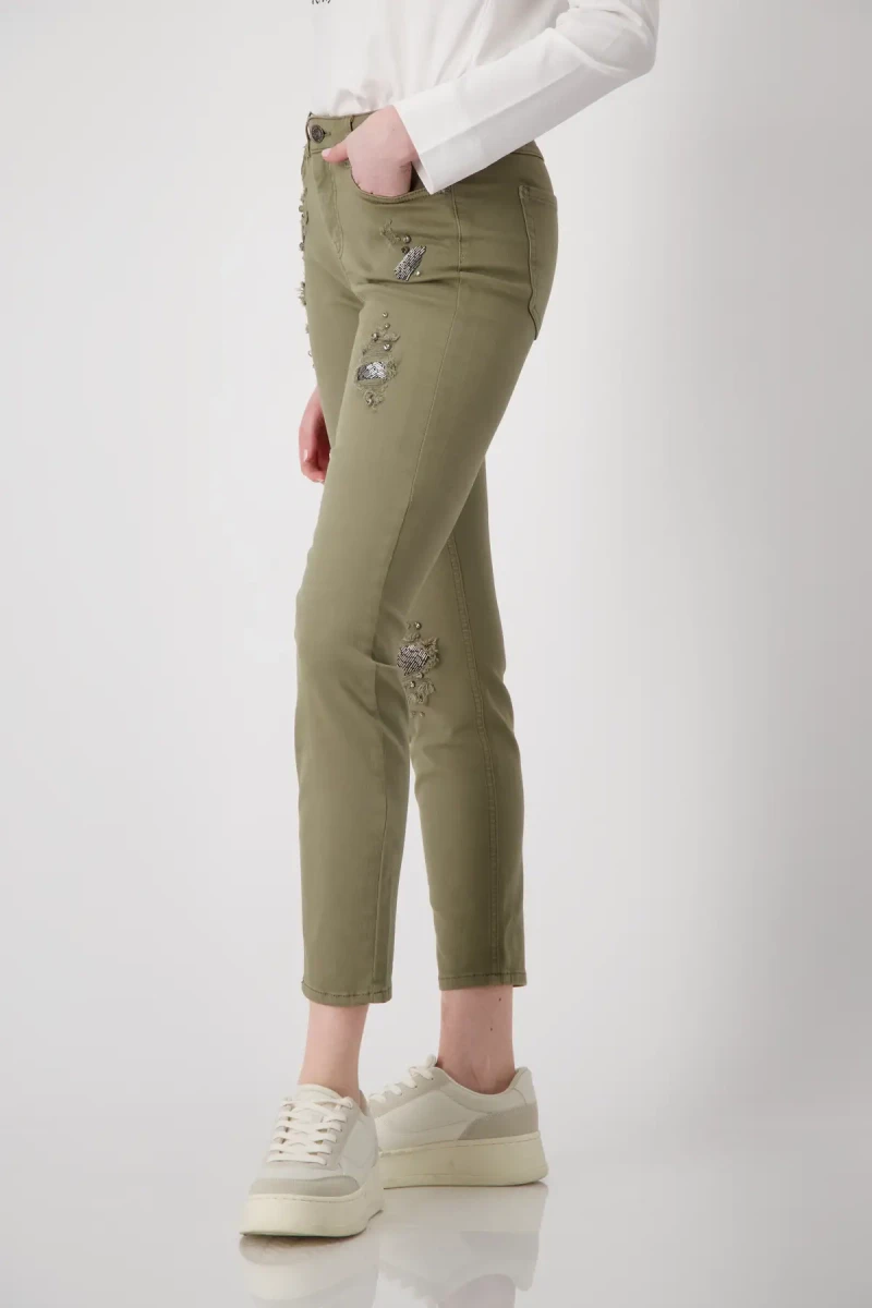 Monari Destroyed Jeans mit Schmuck Discount Store für neue Produkte