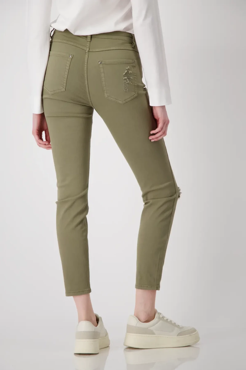 Monari Destroyed Jeans mit Schmuck Discount Store für neue Produkte