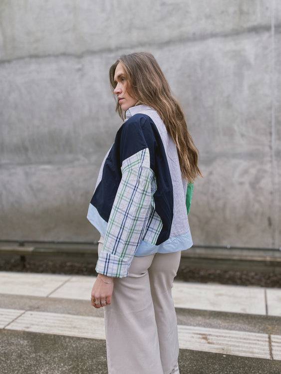 Nonoi Studio Blouson // Grün + Hellblau // Onesize Fabrikladen