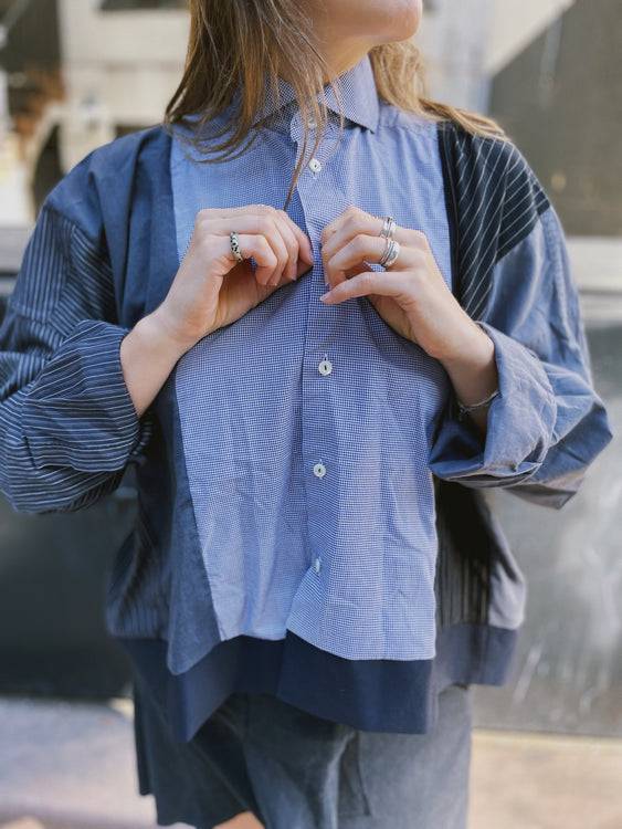 Nonoi Studio Blouson // Blau + Schwarz // Onesize Auslauf