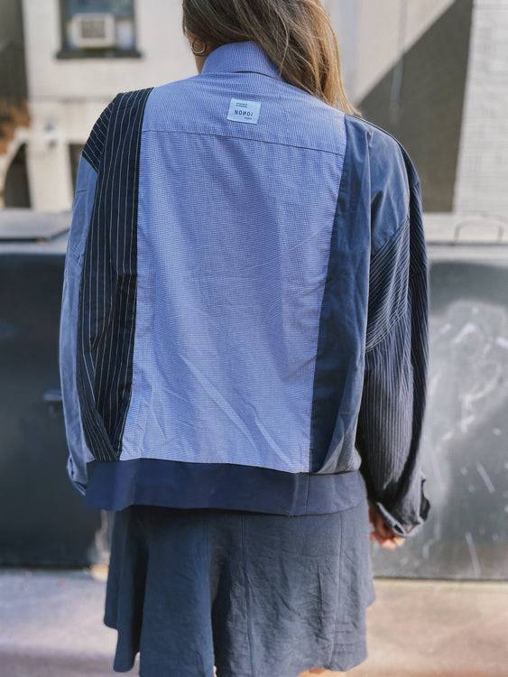 Nonoi Studio Blouson // Blau + Schwarz // Onesize Auslauf
