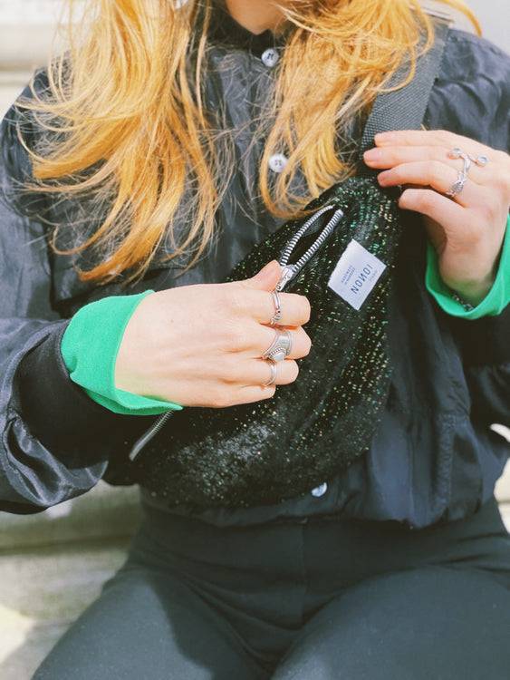 Nonoi Studio Bauchtasche BENJA // Schwarz + Glitzer Flash Sale