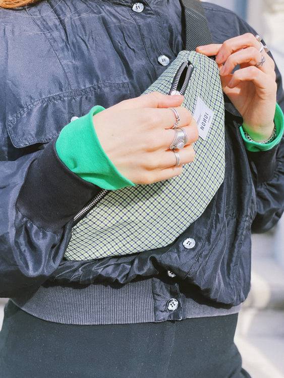 Nonoi Studio Bauchtasche BOBBY // Blau + Grün Kariert Online Shopping
