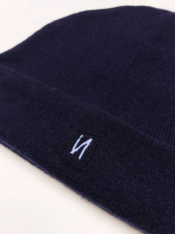 Nonoi Studio DUNKELBLAU MÜTZE "JAKARTA" AUS KASCHMIR // UNISEX Cyber Monday