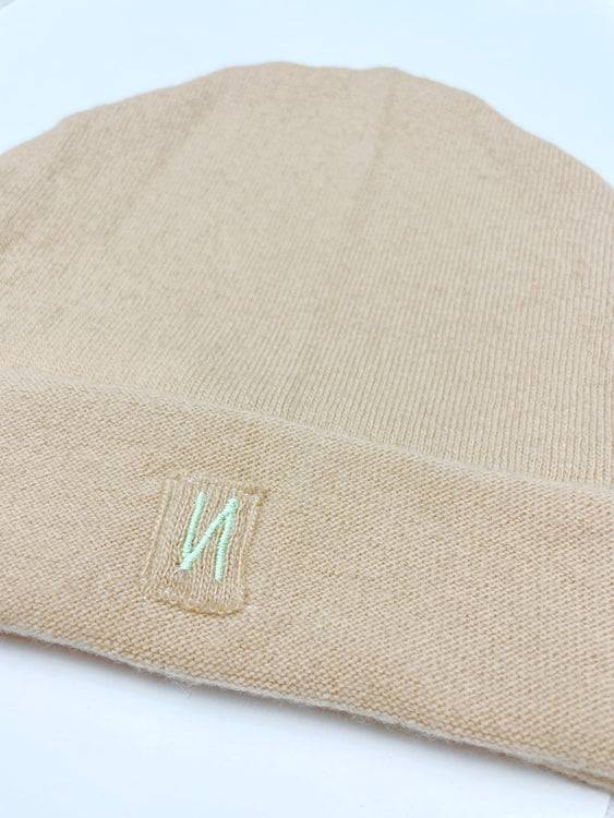 Nonoi Studio BEIGE MÜTZE "MONACO" AUS WOLLE // UNISEX Jubiläumsangebot