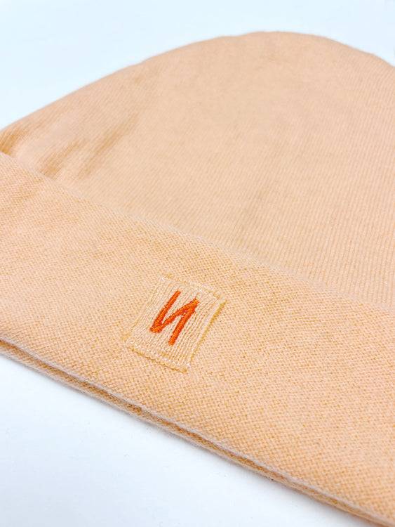 Nonoi Studio MÜTZE "HORA" PASTELLORANGE AUS KASCHMIR Neueste Mode