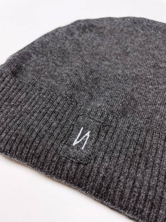 Nonoi Studio MÜTZE GRAU "TOKYO" AUS KASCHMIR // UNISEX Letzter Tag