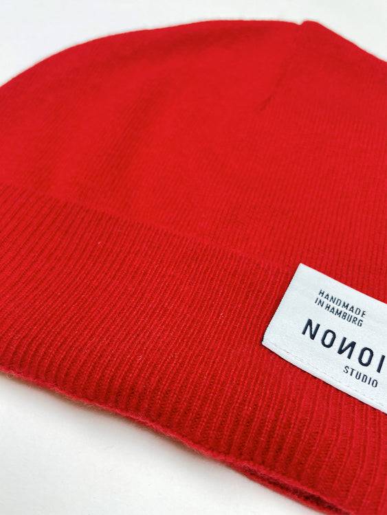 Nonoi Studio ROTE MÜTZE "ORJU" AUS KASCHMIR // UNISEX Nur für heute