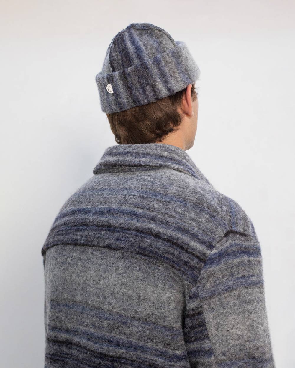 Rotholz Dickes Overshirt Bio Wollmischung - Grau Gestreift Begrenzt auf 3 Tage