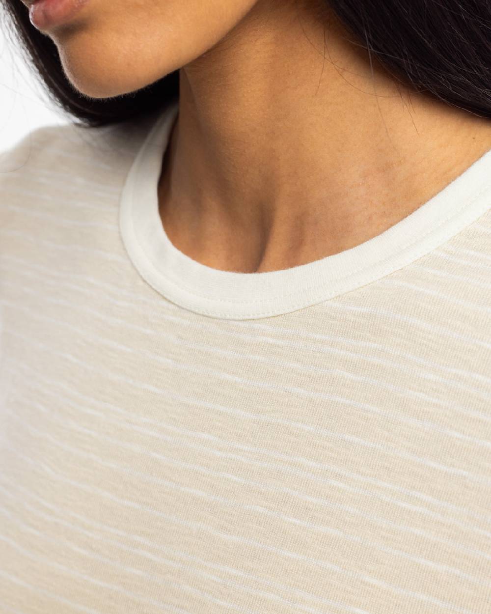 Rotholz Gestreiftes T-Shirt Kleid - Creme Wochenangebot