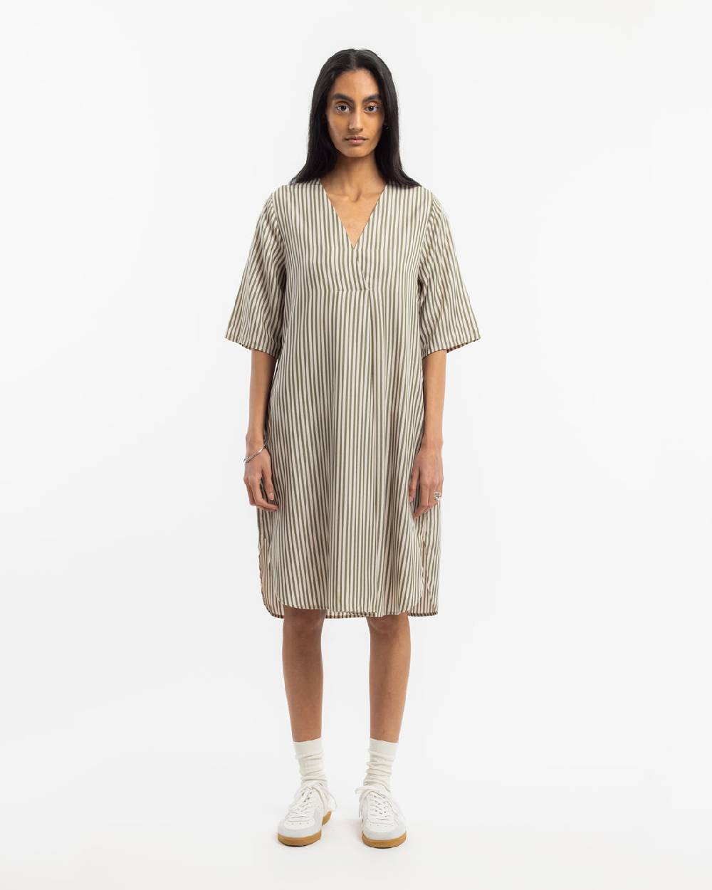Rotholz Kaftan Kleid aus Lyocell - Oliv Gestreift Bestseller