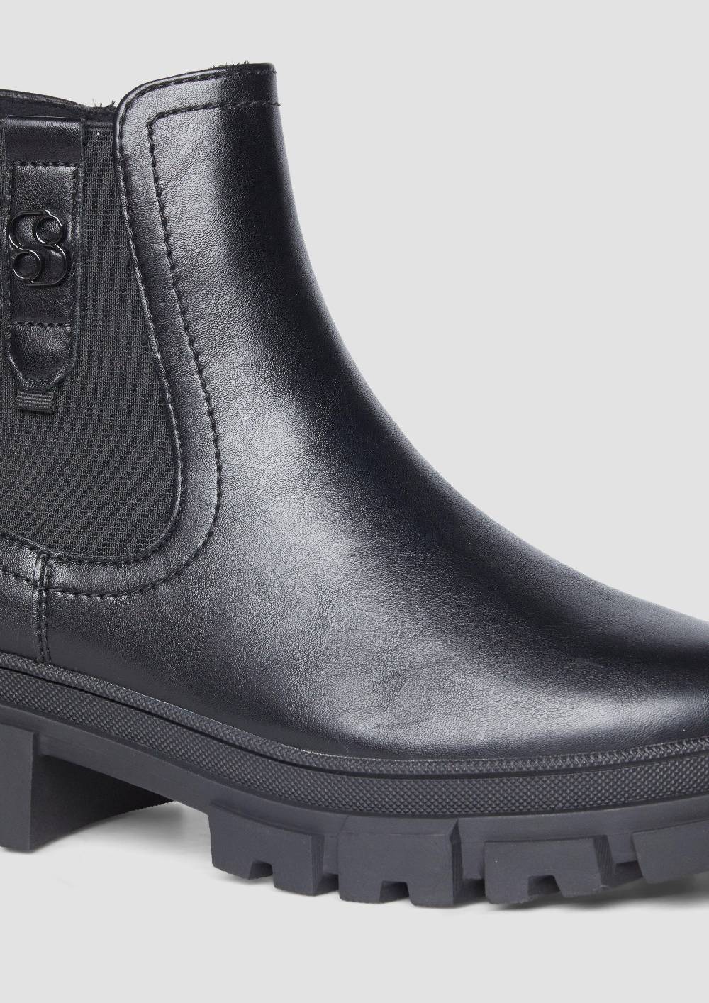 S.Oliver Chelsea Boots mit Logo-Detail 50% Rabatt für begrenzte Zeit