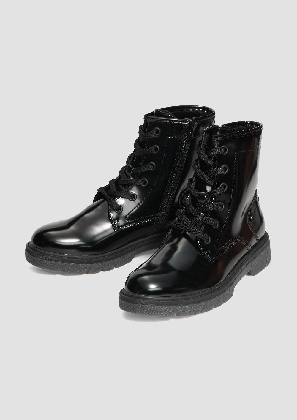 S.Oliver Stiefel mit Schnürung und Reißverschluss Lagerräumung