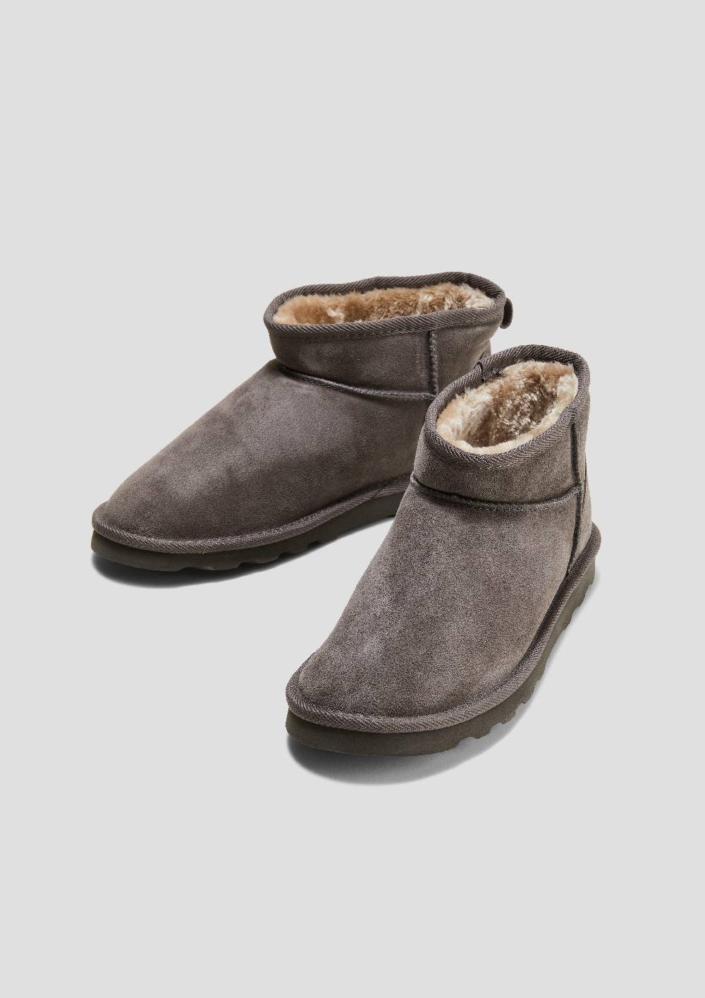 S.Oliver Flache Stiefel aus Leder Kauf eins, bekomm eins gratis