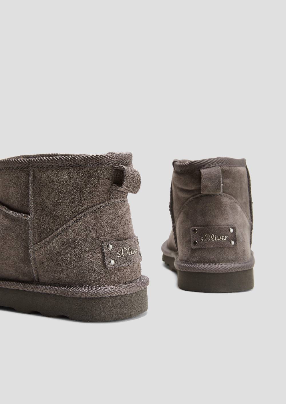 S.Oliver Flache Stiefel aus Leder Kauf eins, bekomm eins gratis