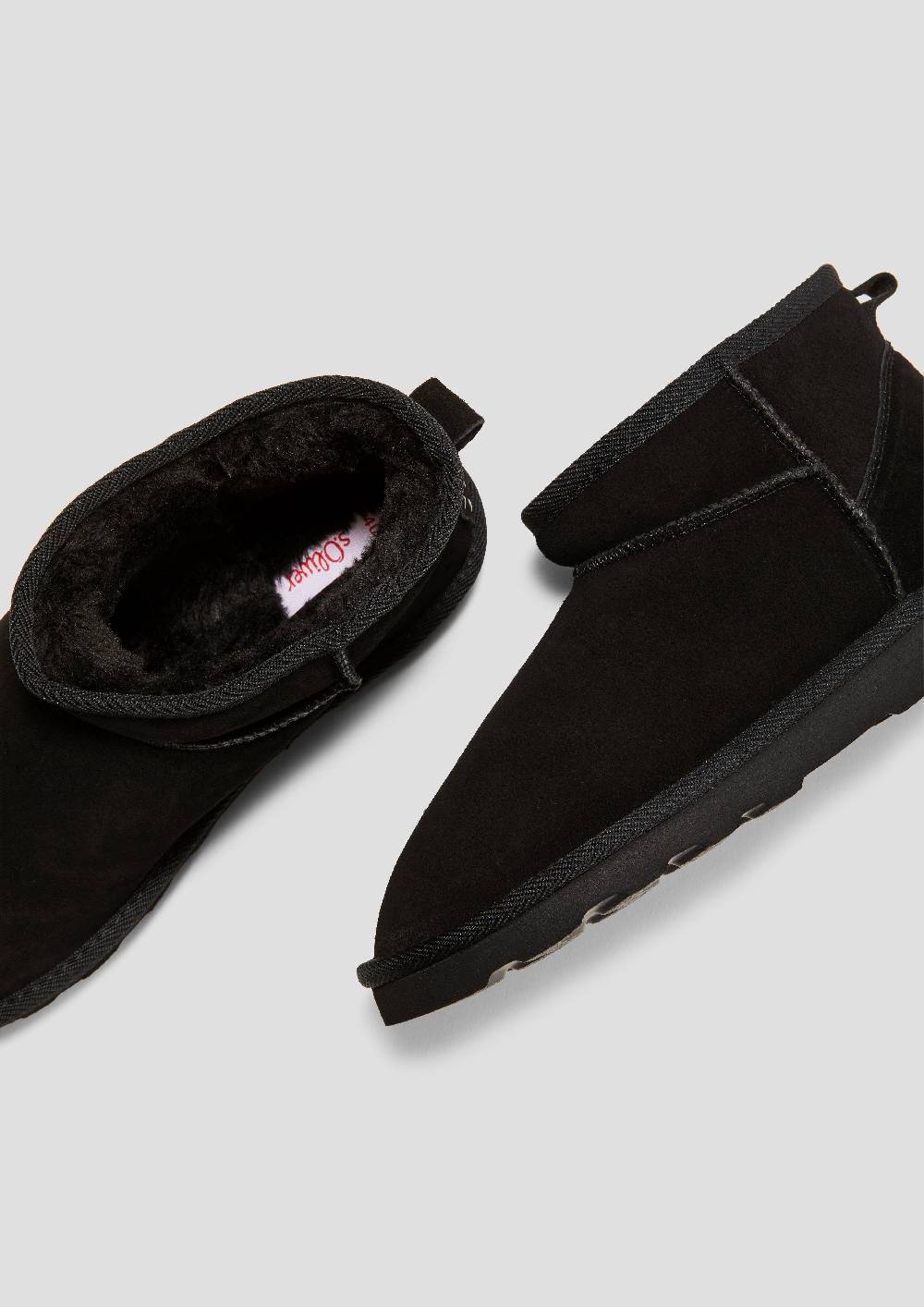 S.Oliver Flache Stiefel aus Leder Tägliche Deals