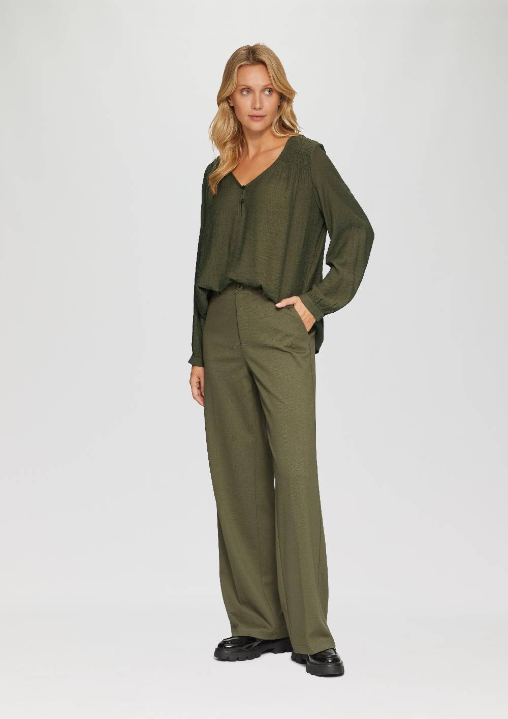S.Oliver Strukturierte Bluse aus Viskosemix mit Smok Details Sonderangebot