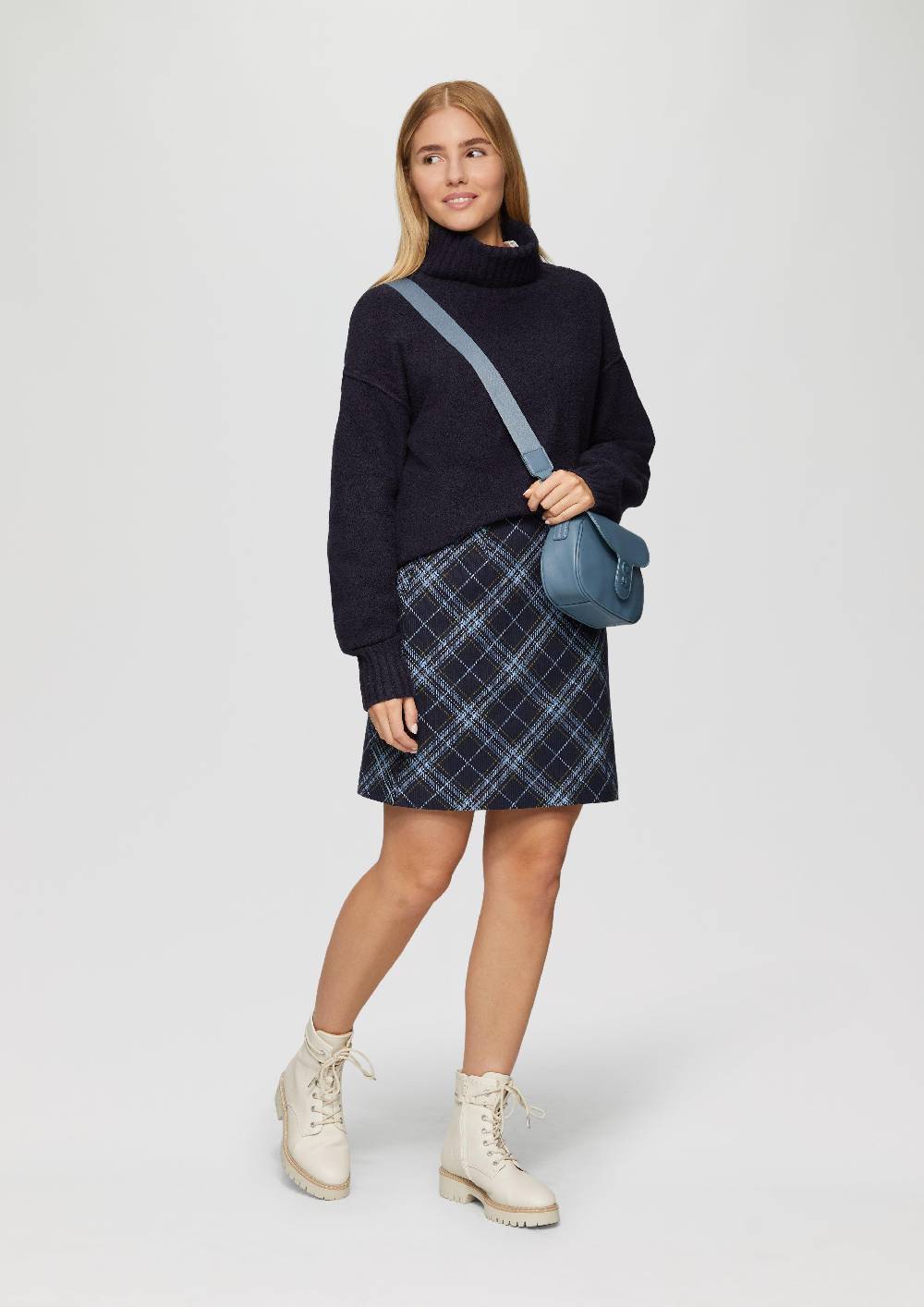S.Oliver Weicher Rollkragenpullover aus Baumwoll-Bouclé Bis zu 60% Rabatt