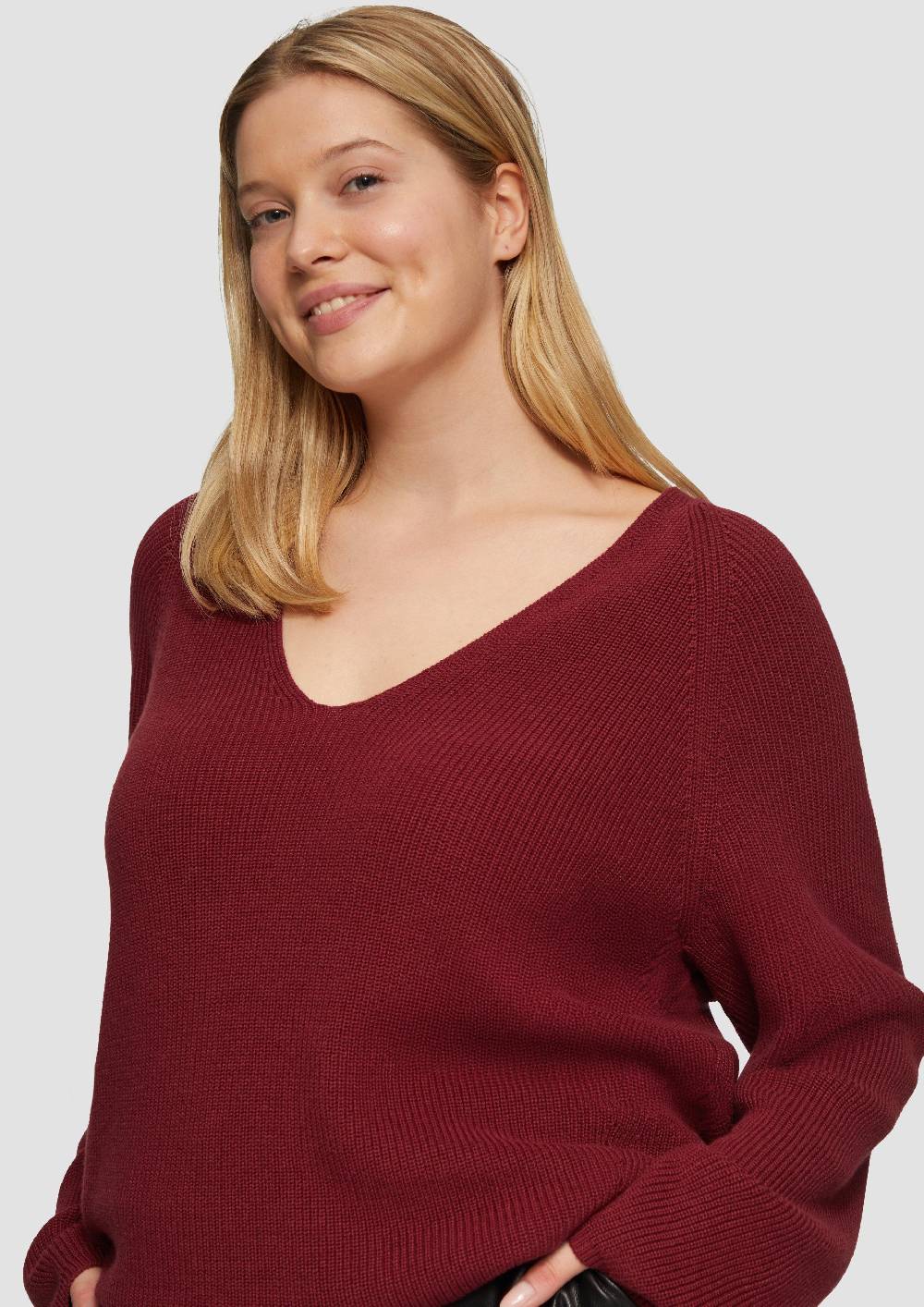 S.Oliver Strickpullover mit V-Ausschnitt im Loose Fit Blitzverkäufe