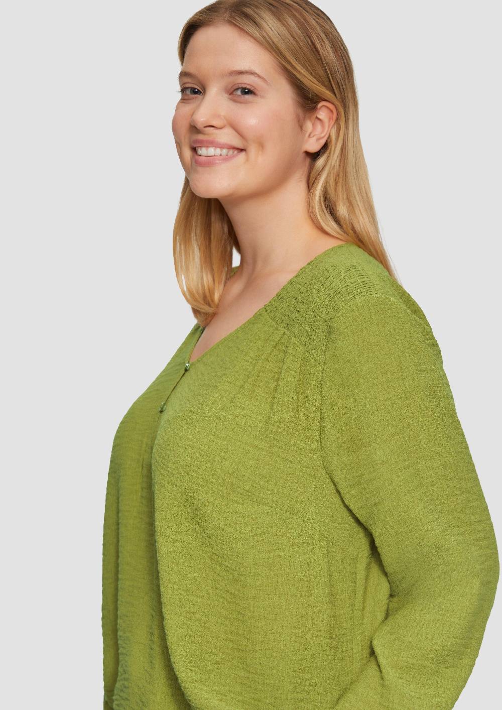 S.Oliver Strukturierte Bluse aus Viskosemix mit Smok Detail Lagerräumung