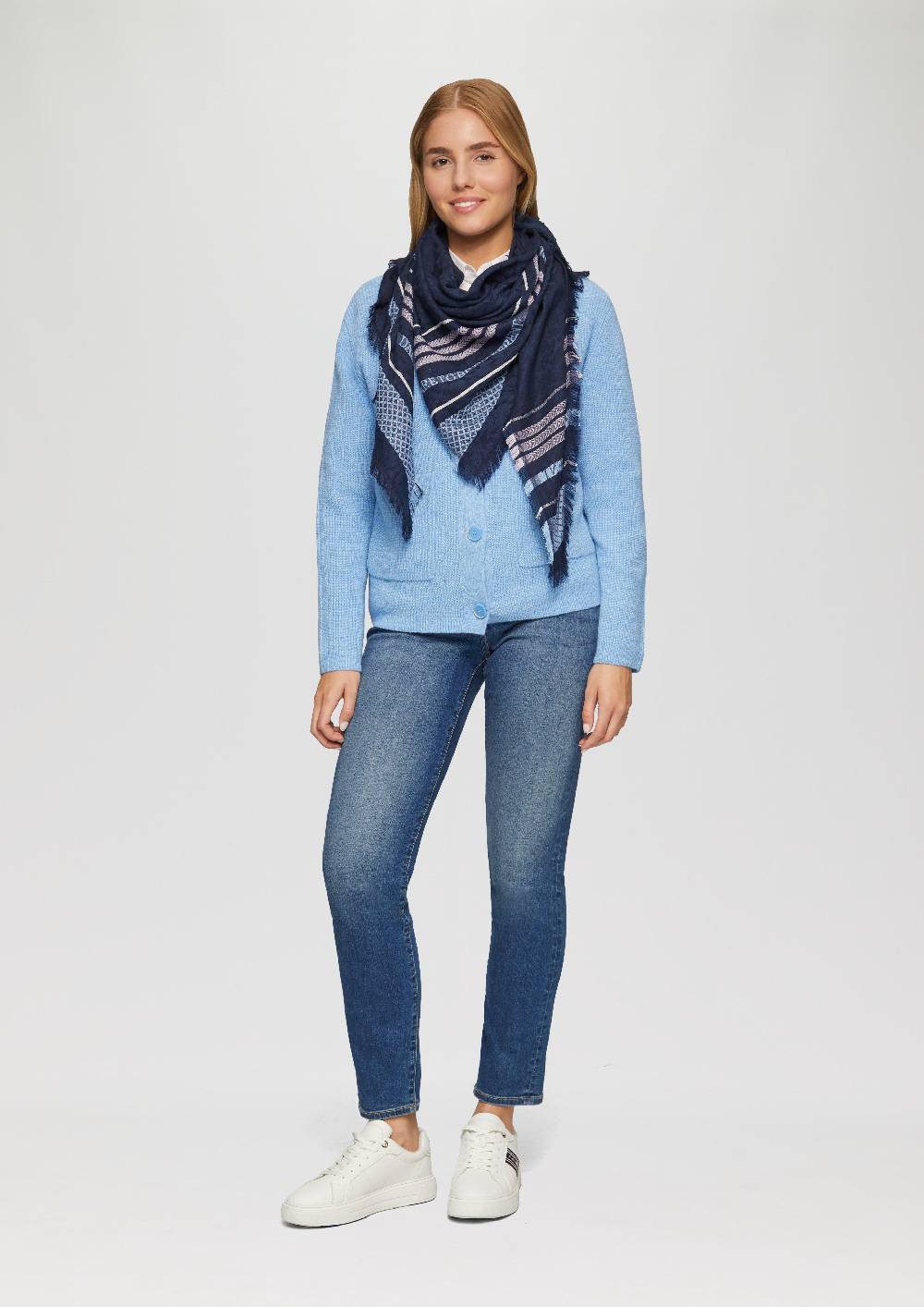 S.Oliver Tuch mit All-over-Print Weihnachtsangebot
