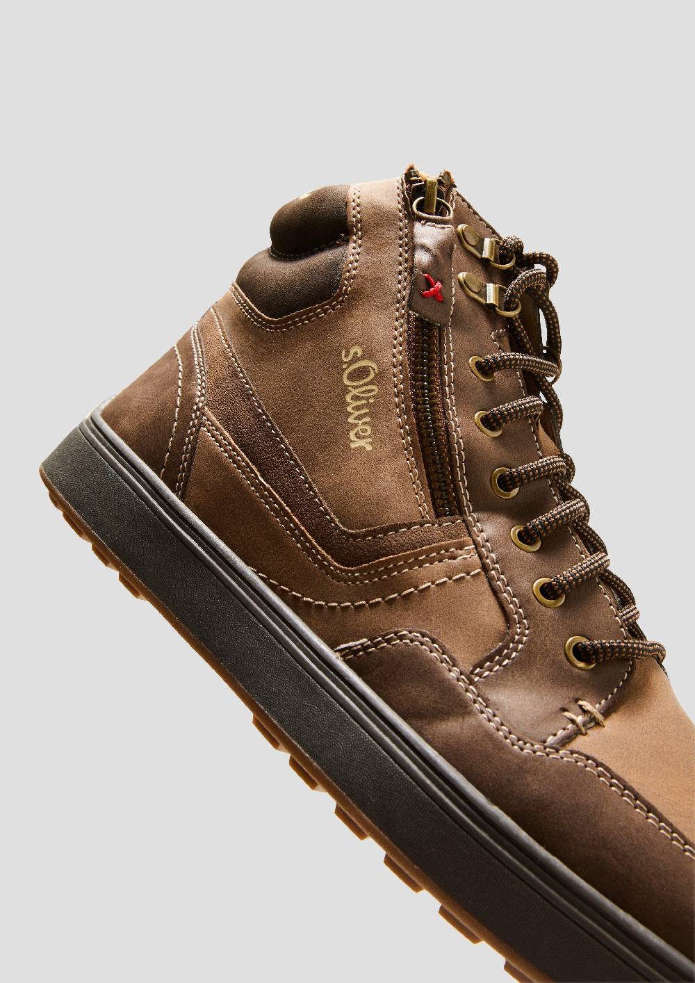 S.Oliver Gefütterte Boots mit Kontrastnähten Zeitlich begrenztes Angebot