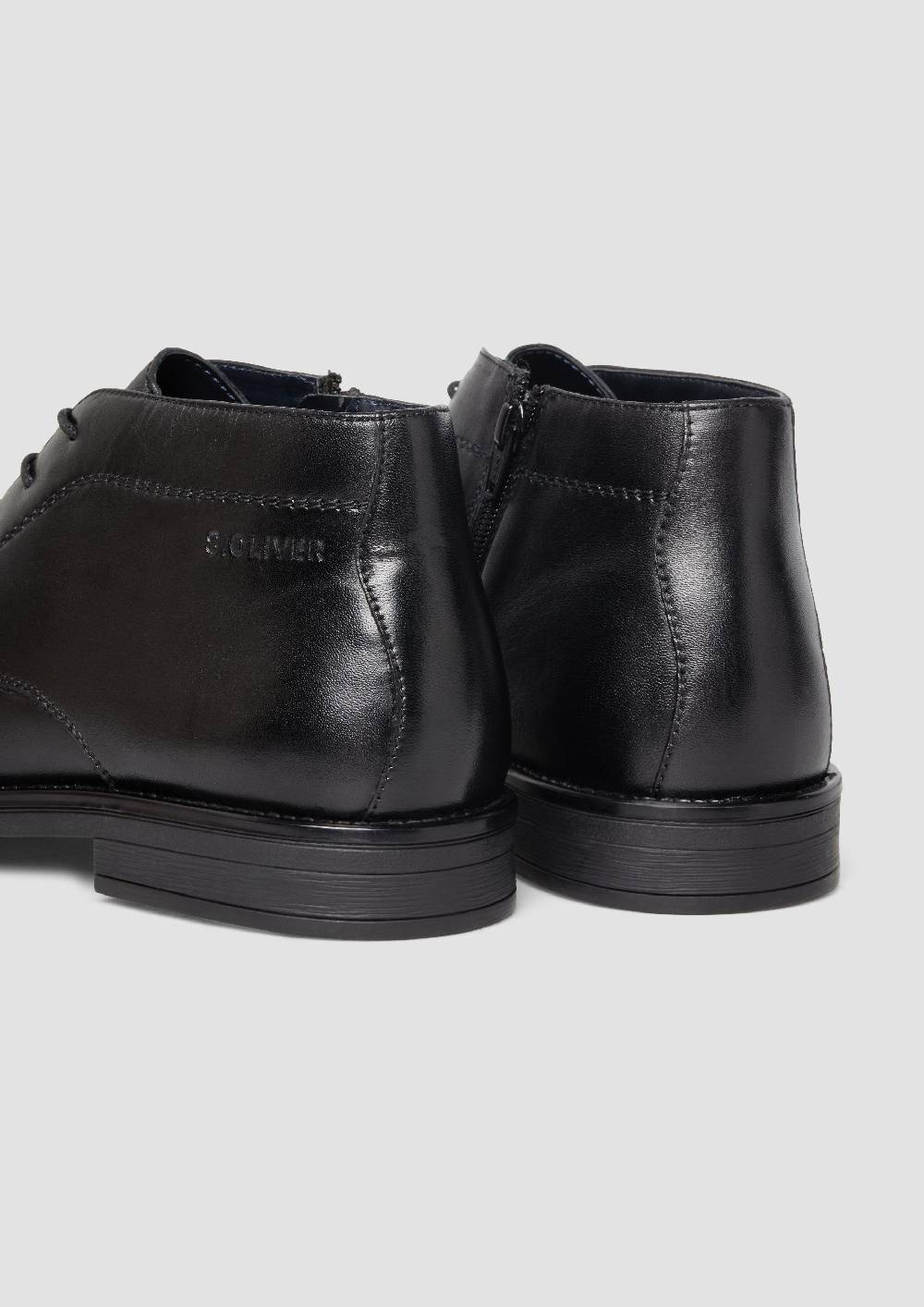 S.Oliver Stiefel aus Leder im Angebot