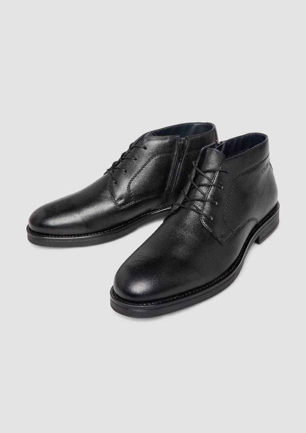 S.Oliver Stiefel aus Leder im Angebot