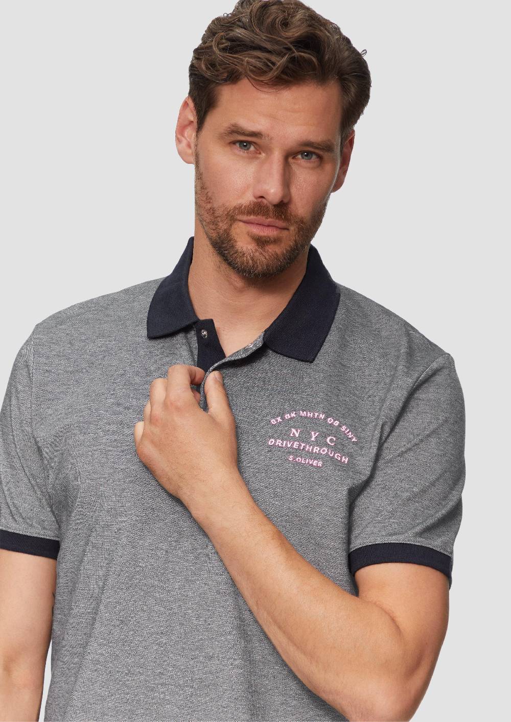 S.Oliver Poloshirt aus Baumwollpiqué mit Kontrast-Details Neueste Mode