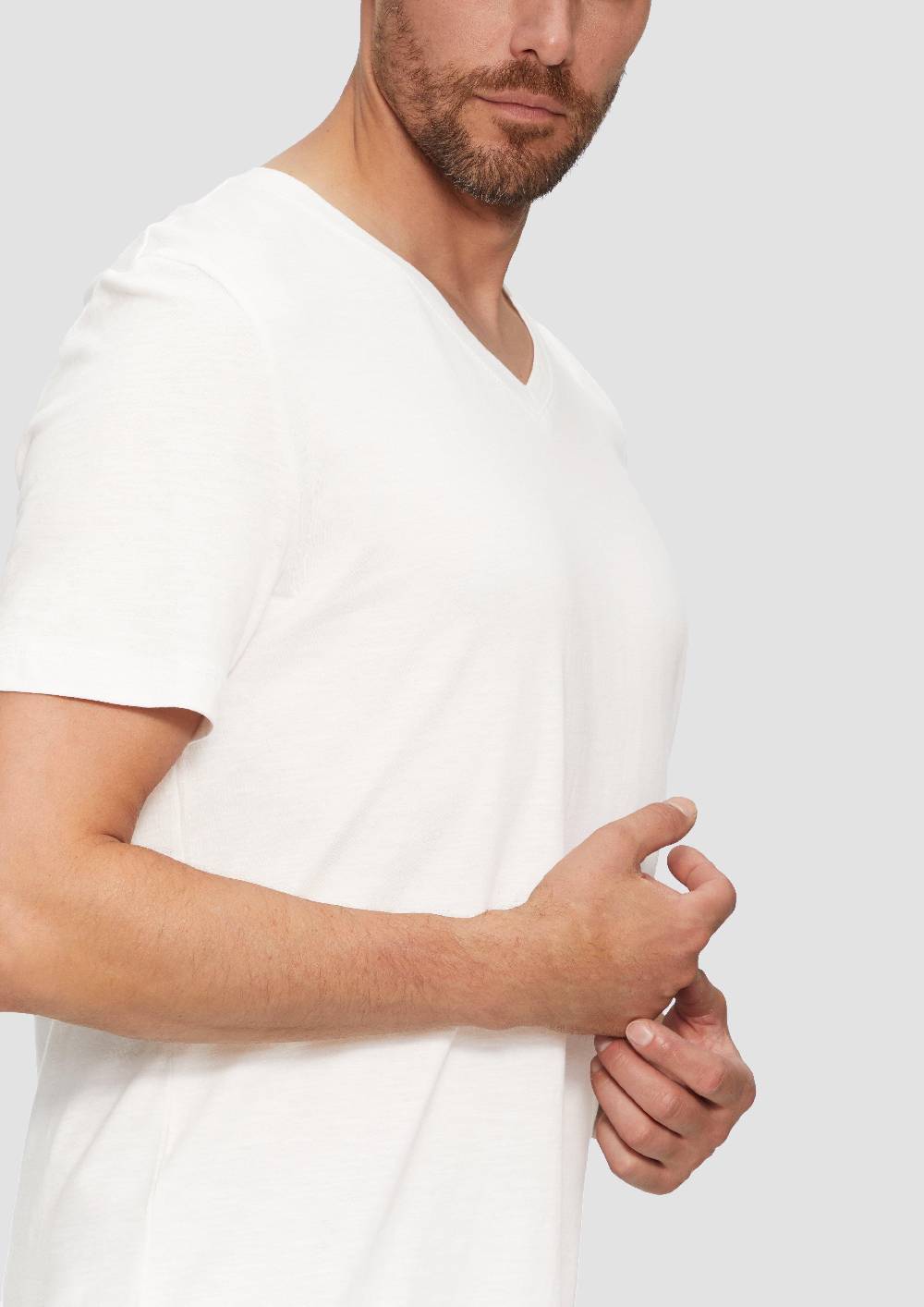 S.Oliver Baumwollshirt mit V-Ausschnitt und Flammgarnstruktur zollfrei