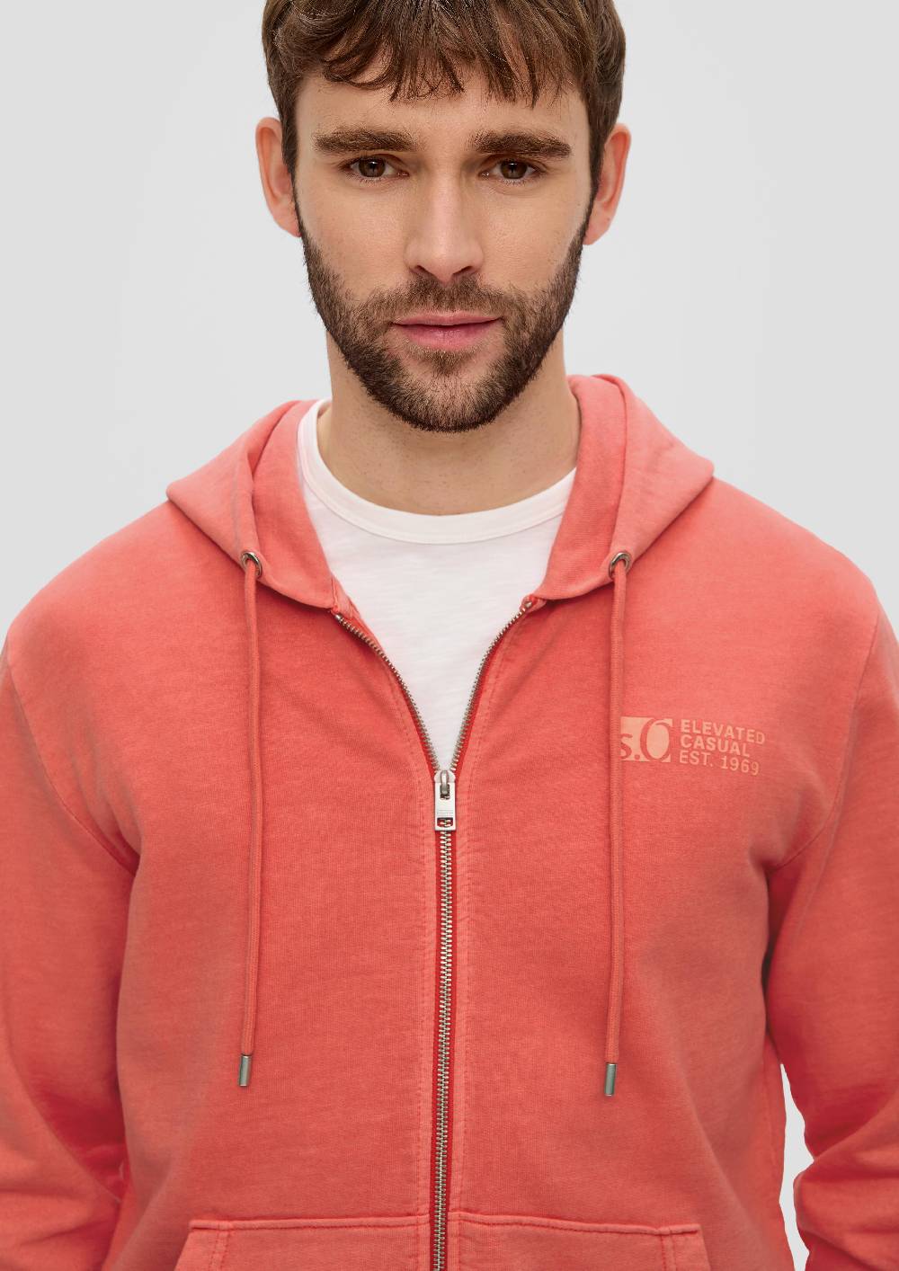 S.Oliver Sweatshirtjacke mit Garment Dye und Kapuze Fabrikpreis