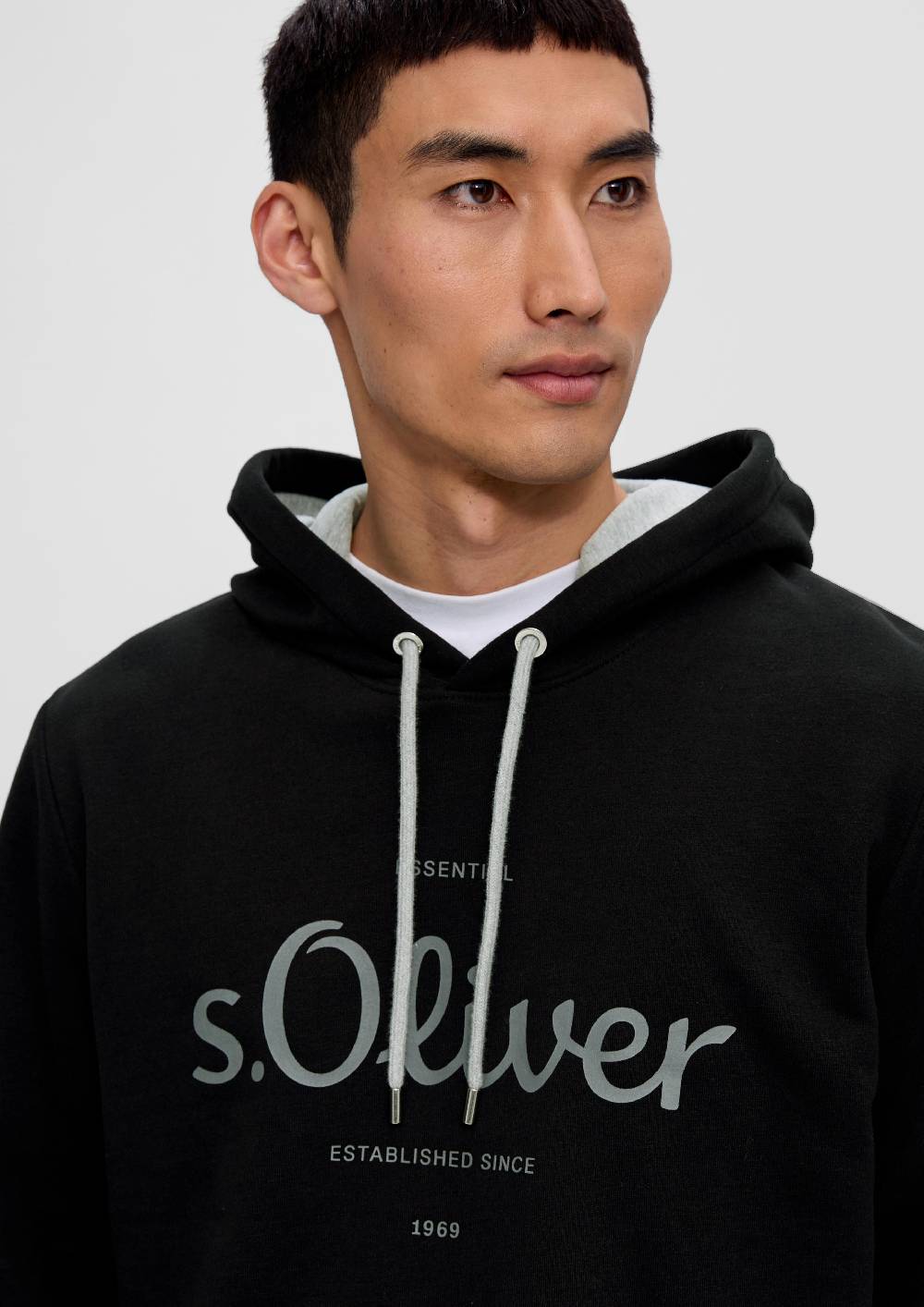 S.Oliver Hoodie mit Frontprint Cyber Monday