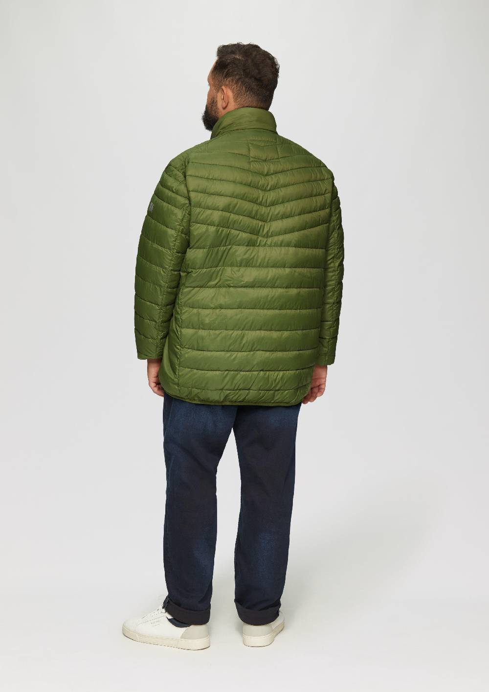 S.Oliver Wasserabweisende Steppjacke aus recyceltem Polyester Kauf eins, bekomm eins gratis
