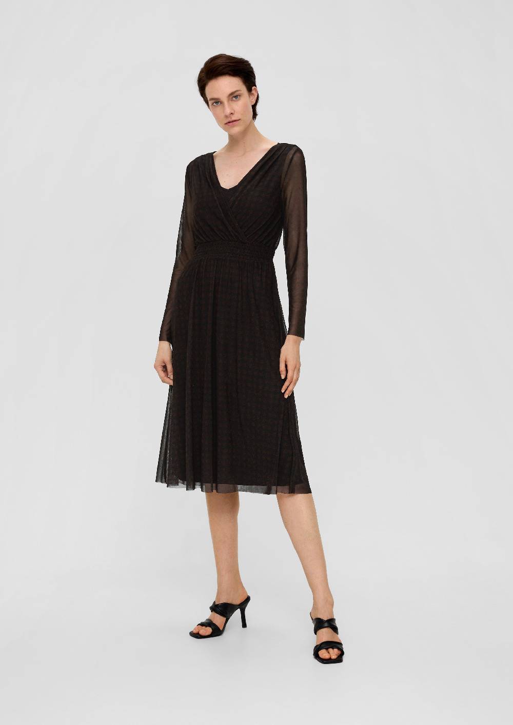 S.Oliver Meshkleid mit Smok-Detail Saisonale Angebote