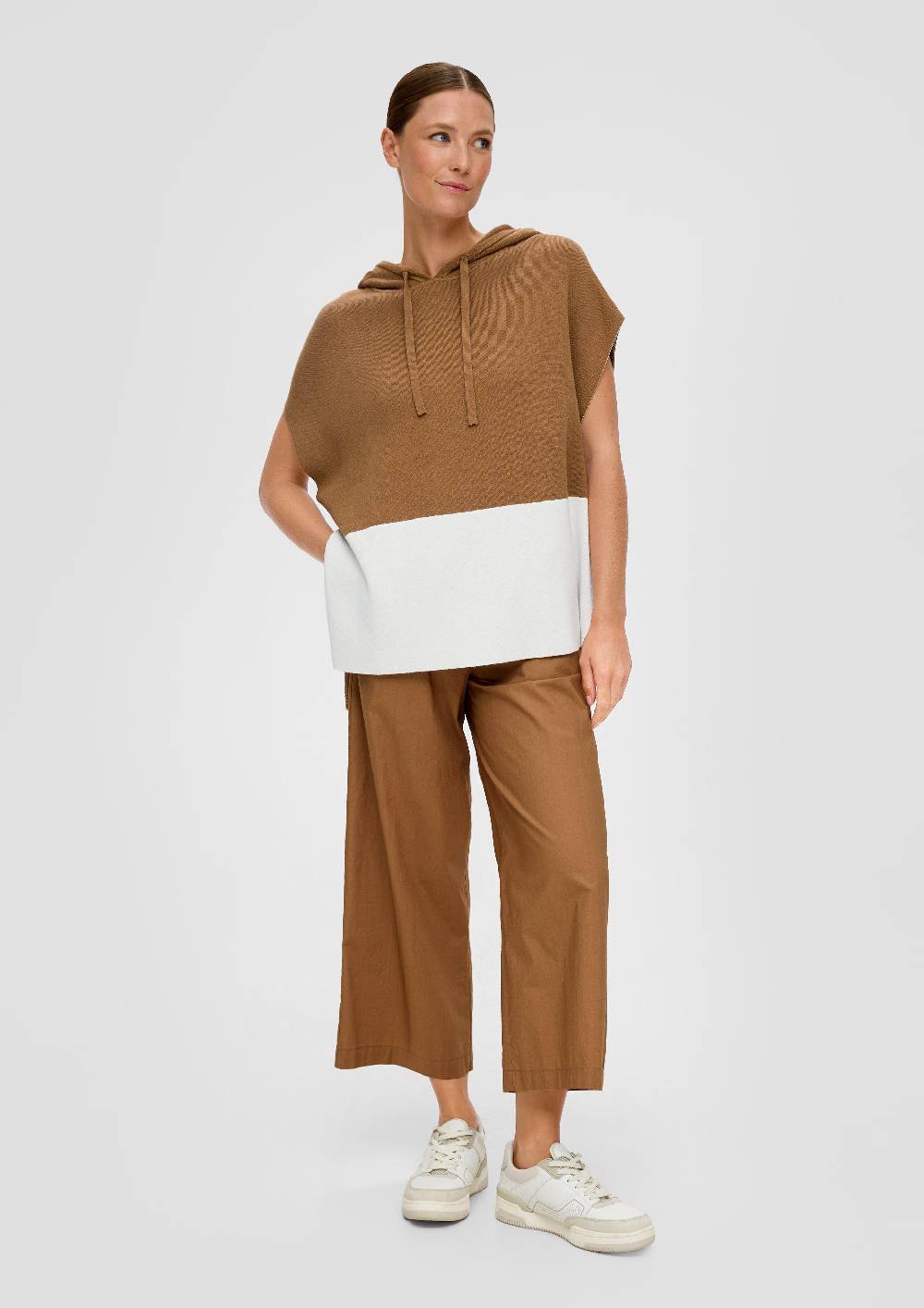 S.Oliver Strickponcho aus Viskosemix Bis zu 50% Rabatt