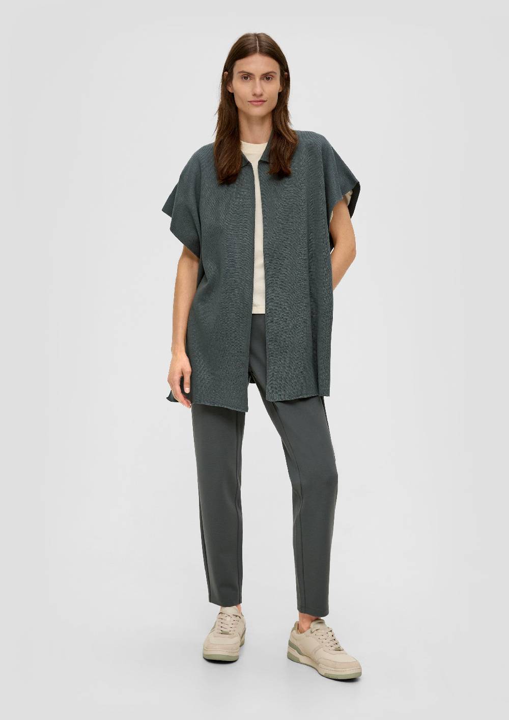 S.Oliver Strickponcho aus Viskosemix Angebote