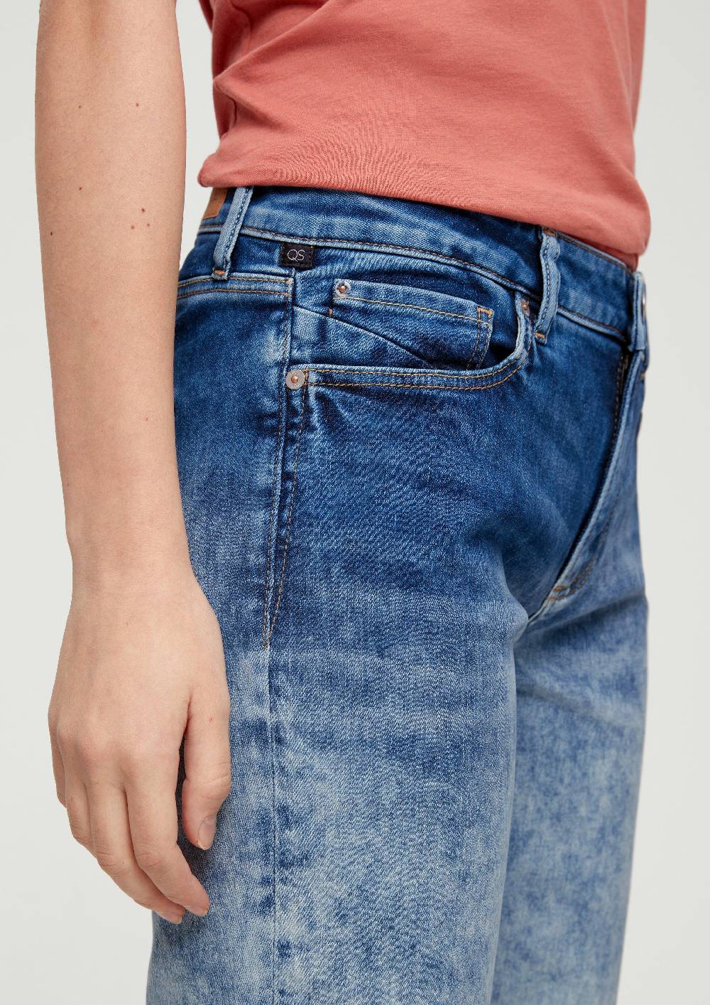 S.Oliver Bermuda-Jeans Catie / Slim Fit / Mid Rise / Slim Leg Osterangebot