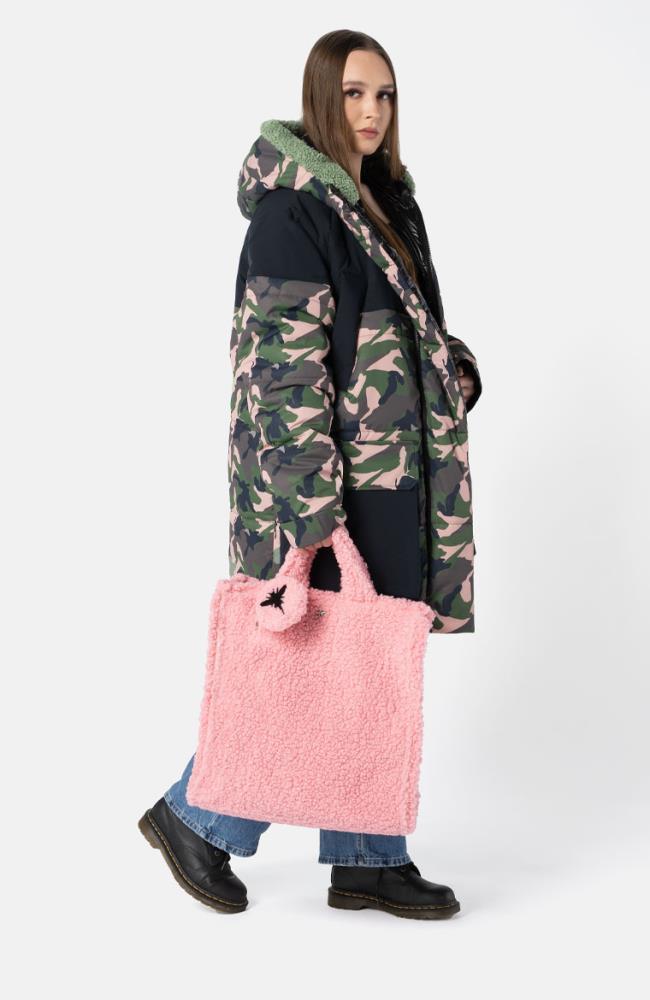 Stuff Maker Teddy Handbag in Pink Fabrikladen