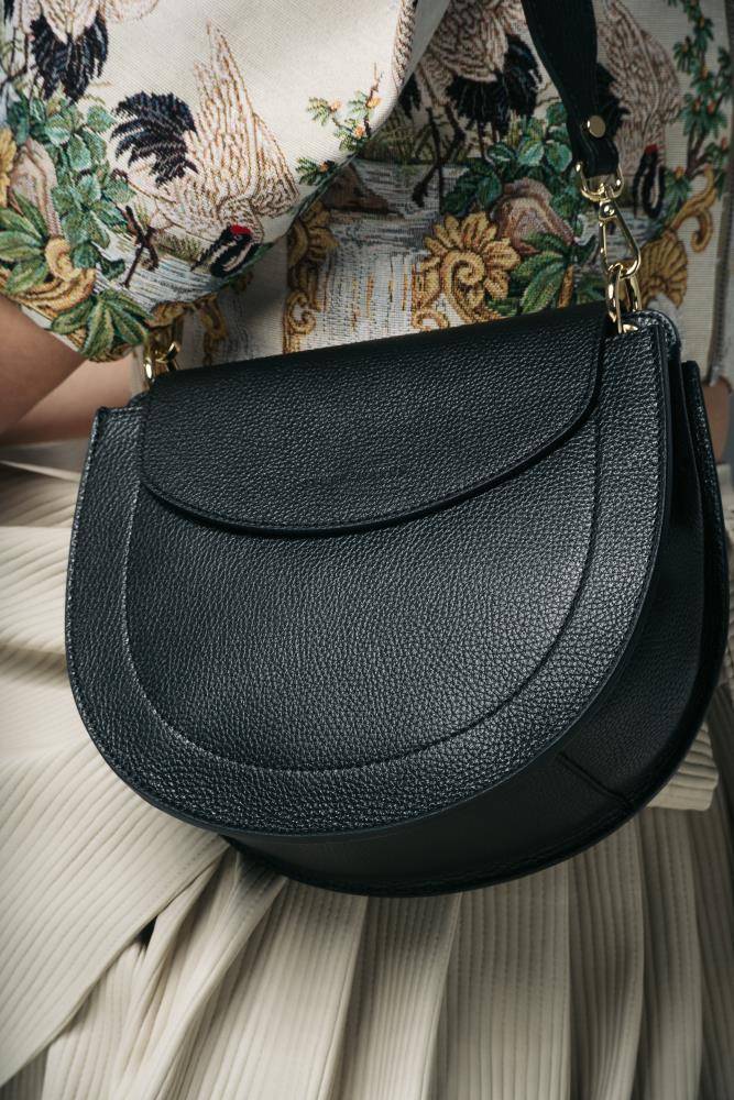 Stuff Maker Crossbody bag Anna in Schwarz Online